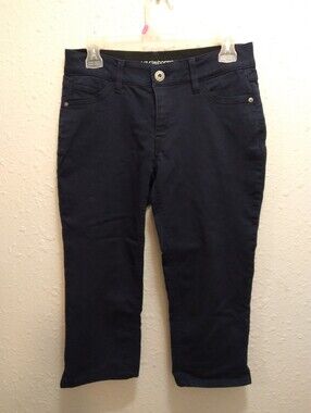 Liz Claiborne Capris